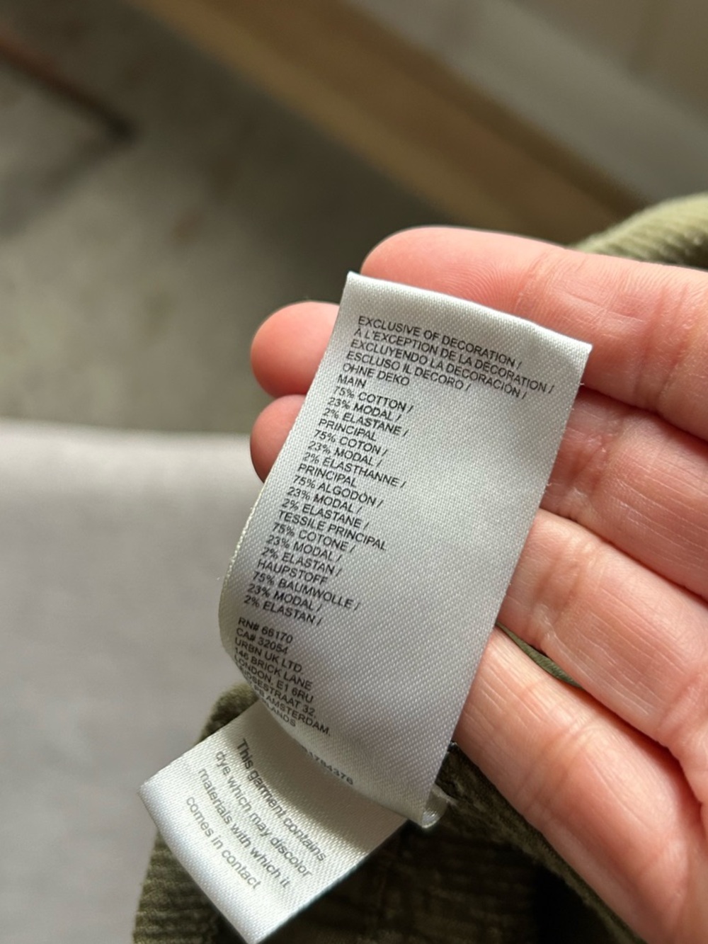 Pilcro by Anthropologie The Wanderer Relaxed Corduroy Pants Size 28 - Picture 16 of 16